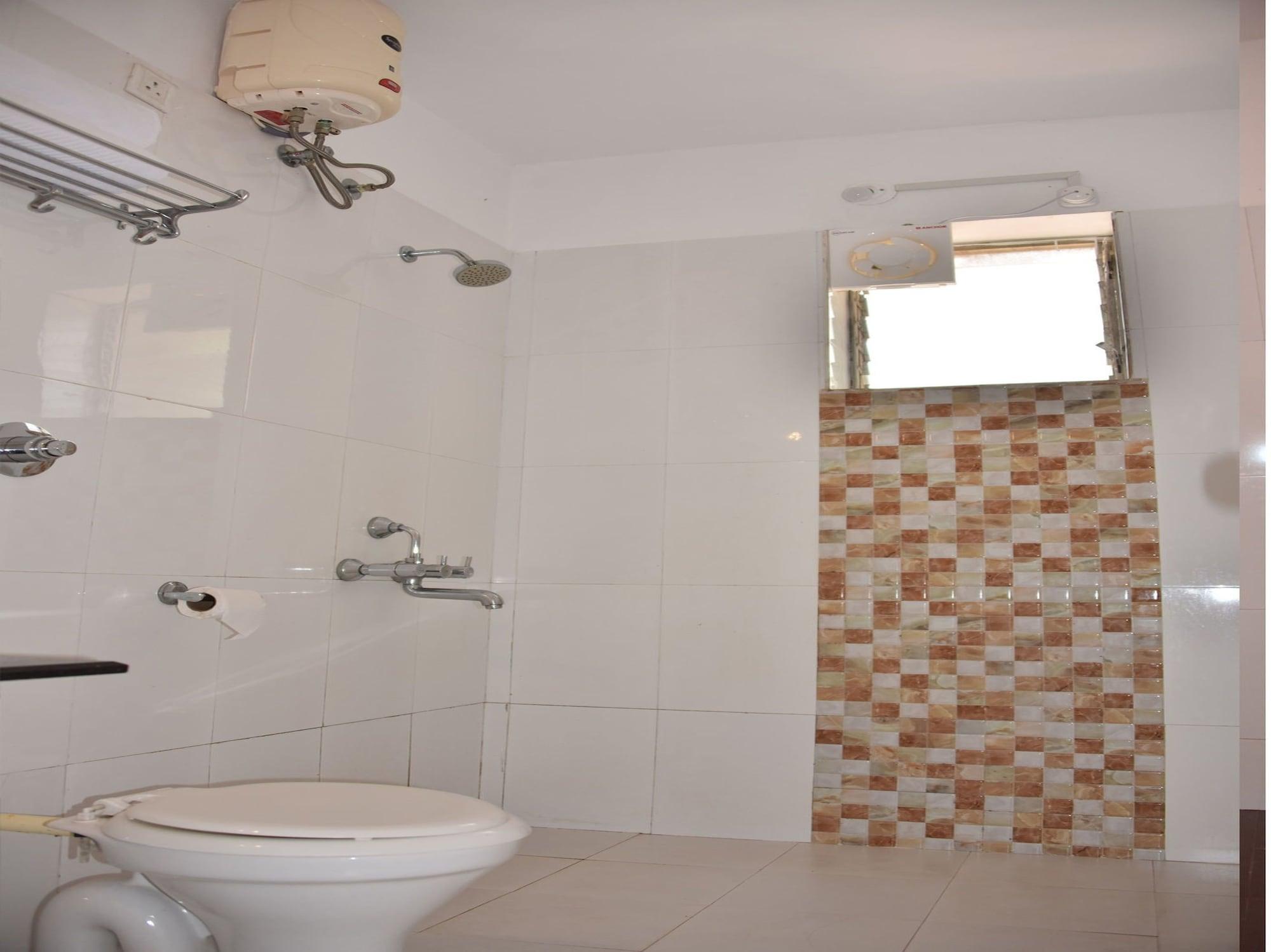 Q Lite Calangute Hotel Kültér fotó