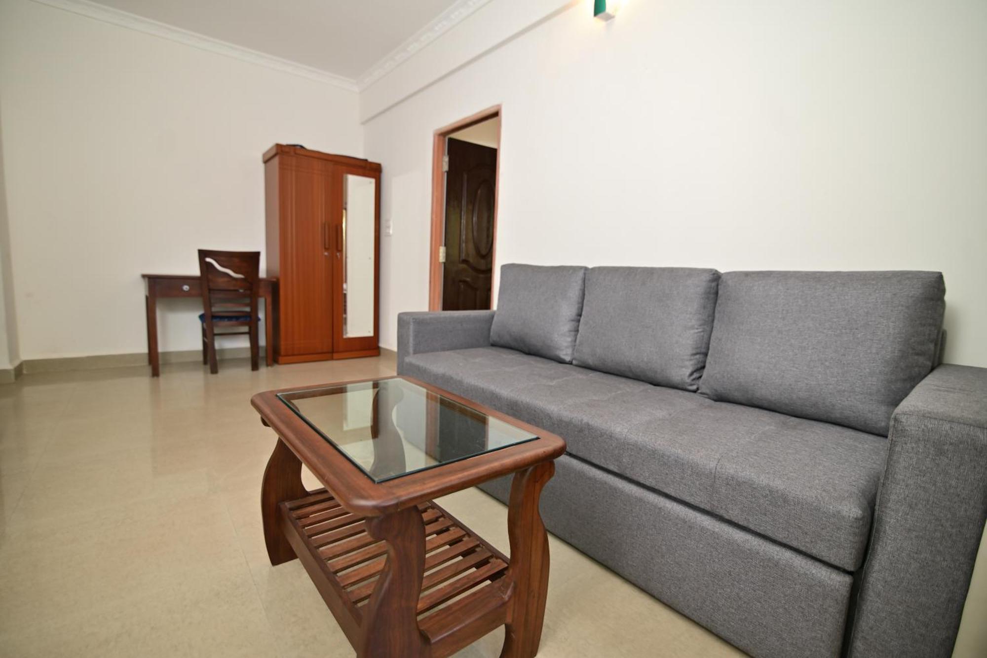 Q Lite Calangute Hotel Kültér fotó