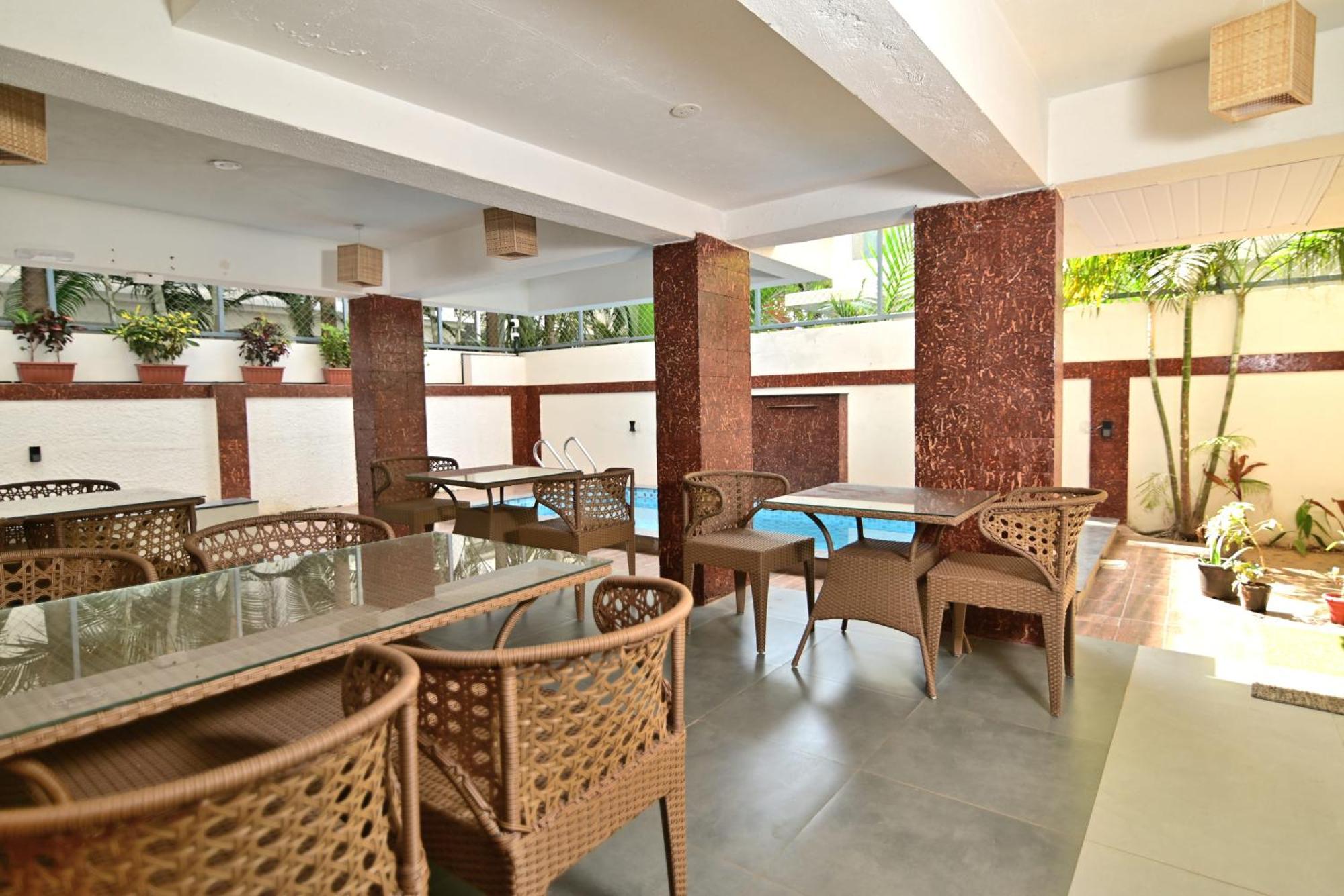 Q Lite Calangute Hotel Kültér fotó