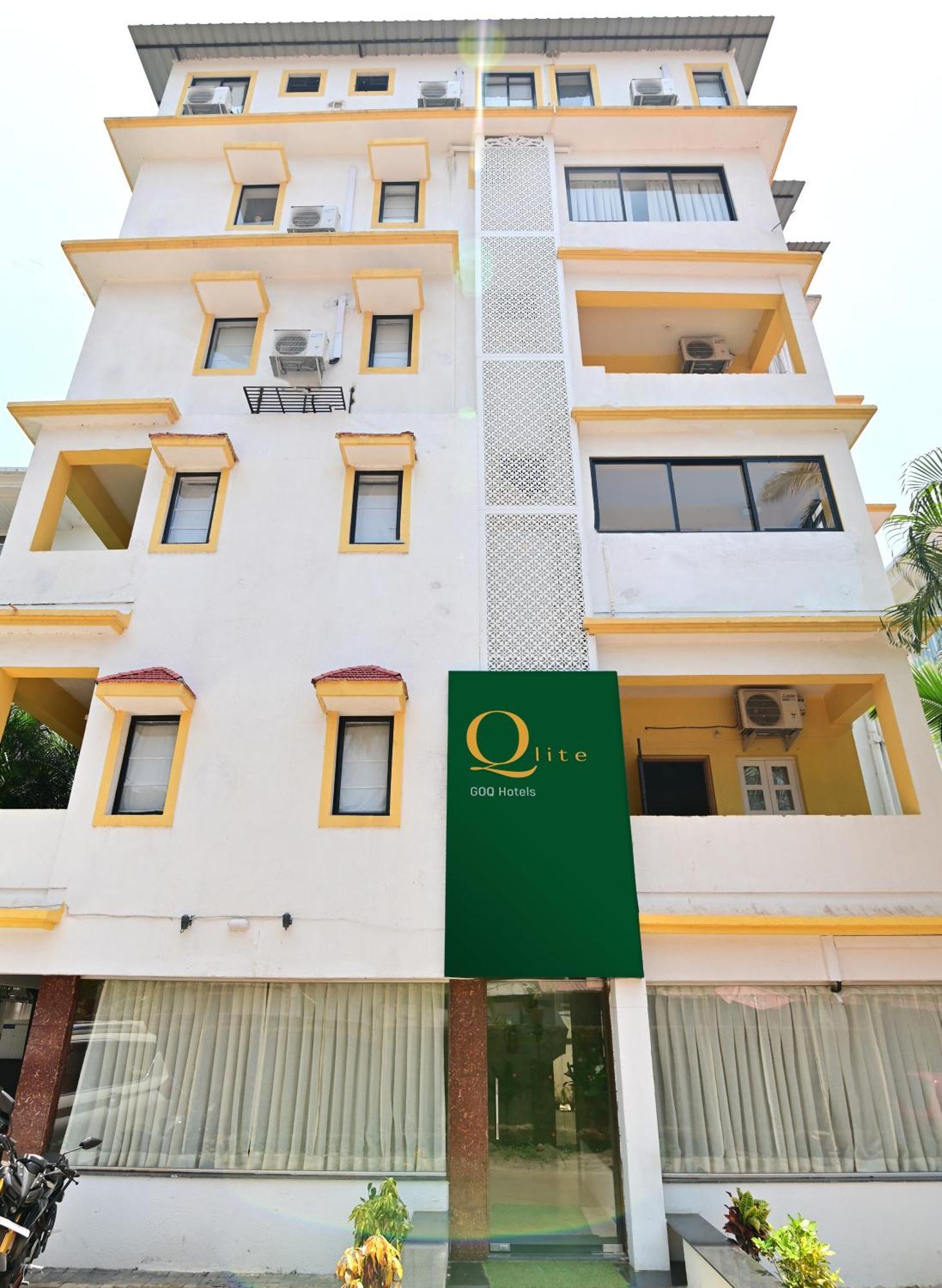 Q Lite Calangute Hotel Kültér fotó